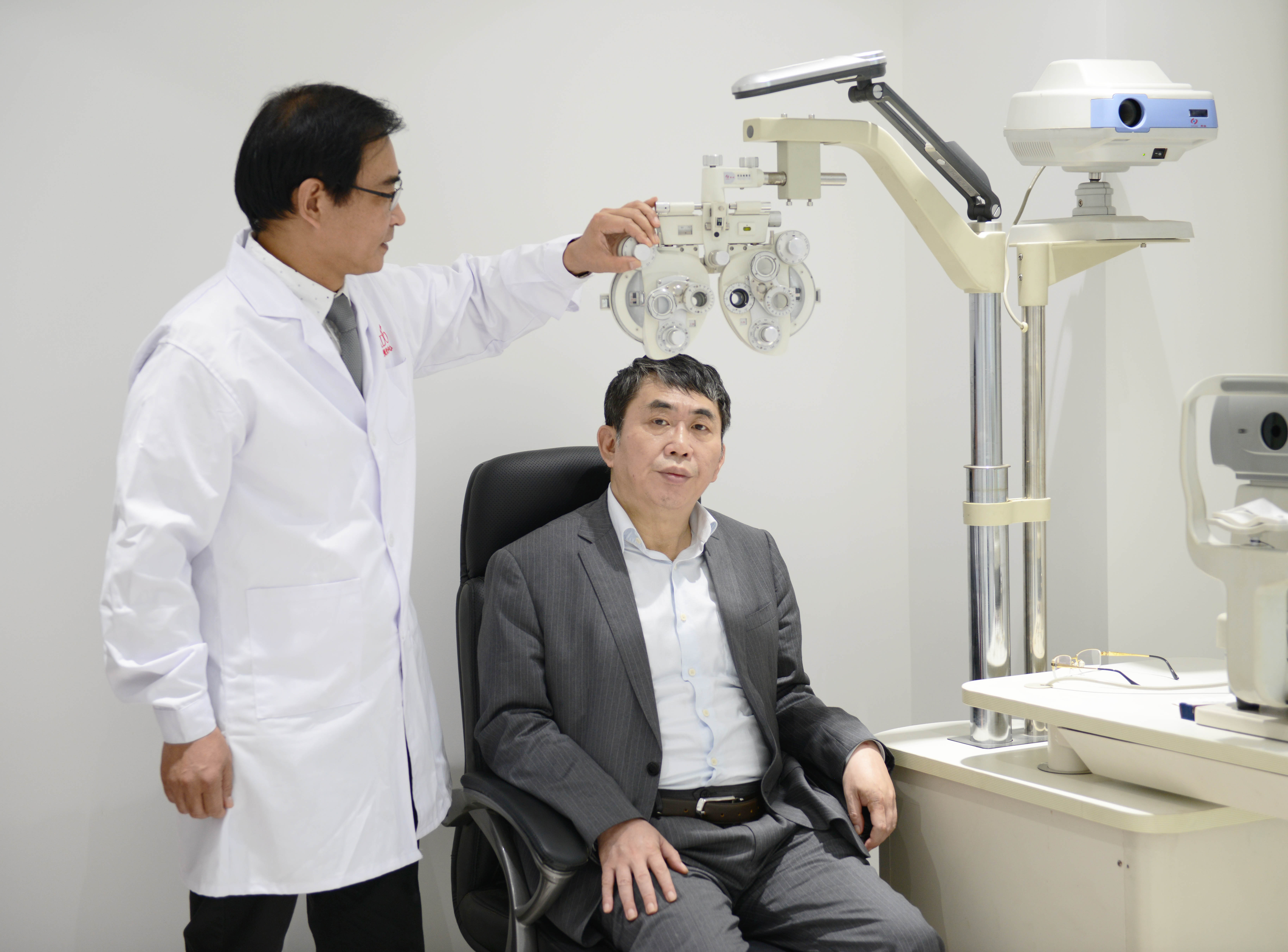 真實案例！多焦鏡為什么要定期到店復檢、調(diào)校？