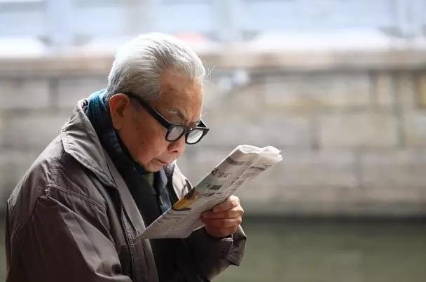 老花鏡幾年需要一換？您的老花鏡戴了多久了？