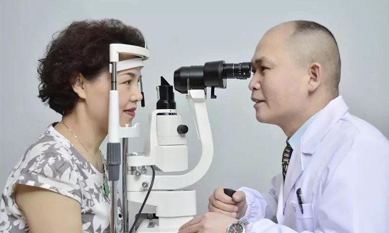 選購(gòu)老花鏡為什么要先行驗(yàn)光？ 