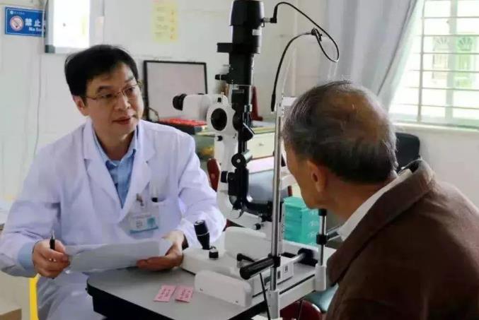 老花眼鏡怎么配更好？