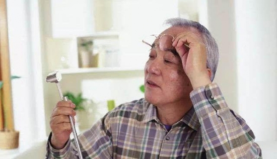 美麗島多焦鏡：近視老花困擾我5年了，有沒(méi)有一種眼鏡可解決